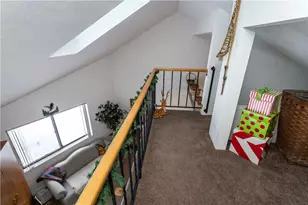 1215 Veech Ln, Hidden Valley, PA 15502 - Photo 16