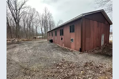 146 Crestview Drive, Donegal, PA 15610 - Photo 4