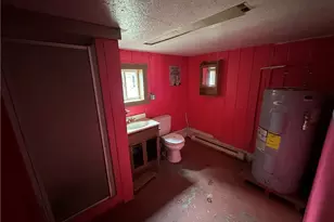 146 Crestview Dr, Donegal, PA 15610 - Photo 8