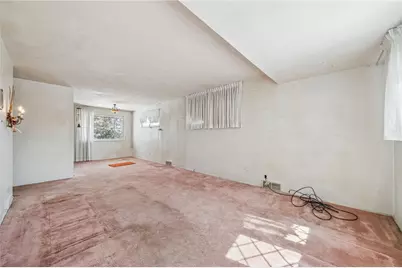 318 Dunbar Dr, Wilkins Township, PA 15235 - Photo 6