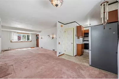 318 Dunbar Dr, Wilkins Township, PA 15235 - Photo 8