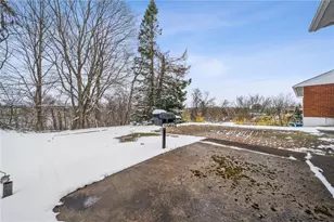 318 Dunbar Dr, Wilkins Township, PA 15235 - Photo 34