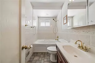 318 Dunbar Dr, Wilkins Township, PA 15235 - Photo 20