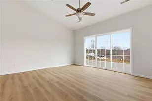 340 Cherokee Dr, Chippewa Township, PA 15010 - Photo 8