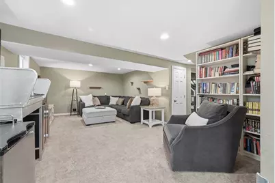 168 Lois Dr, Pittsburgh, PA 15147 - Photo 30