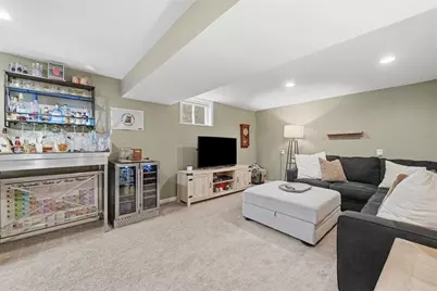 168 Lois Dr, Pittsburgh, PA 15147 - Photo 32