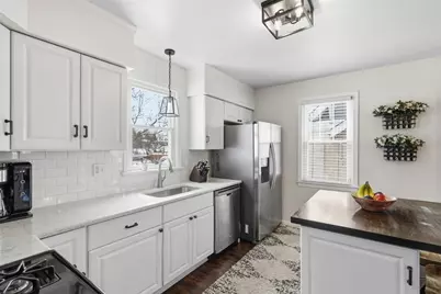 2735 Bertha St, Bethel Park, PA 15102 - Photo 14