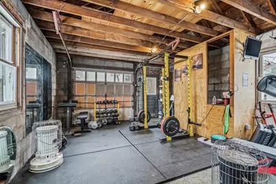 2735 Bertha St, Bethel Park, PA 15102 - Photo 32