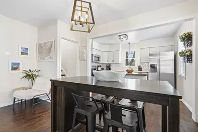 2735 Bertha St, Bethel Park, PA 15102 - Photo 8