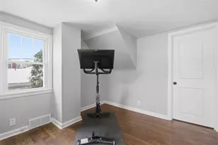 2735 Bertha St, Bethel Park, PA 15102 - Photo 22