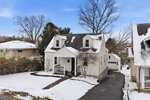 2735 Bertha St, Bethel Park, PA 15102 - Photo 2