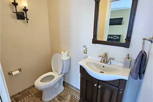 625 Preferred Dr, South Franklin, PA 15301 - Photo 18