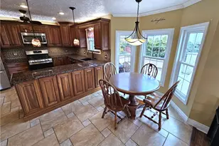 625 Preferred Dr, South Franklin, PA 15301 - Photo 8