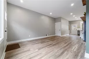 909 McCandless, Pittsburgh, PA 15201 - Photo 10