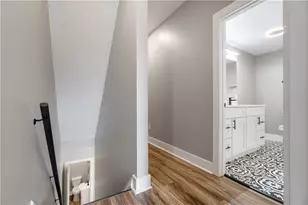 909 McCandless, Pittsburgh, PA 15201 - Photo 12