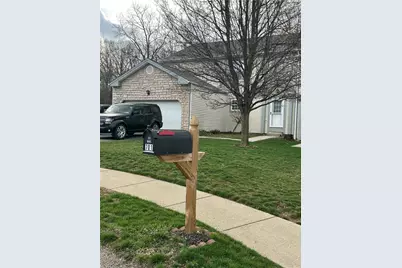 701 Pine Valley Dr, Imperial, PA 15126 - Photo 2