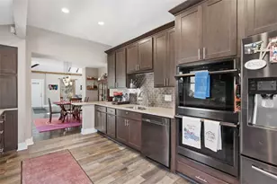 700 Woodland Rd, Bradford Woods, PA 15015 - Photo 10