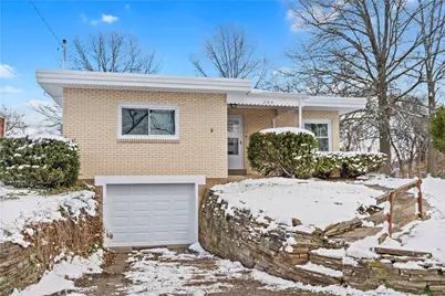 299 Charles St, Clairton, PA 15025 - Photo 2