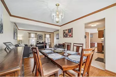 440 Shelbourne Dr, Pittsburgh, PA 15239 - Photo 16