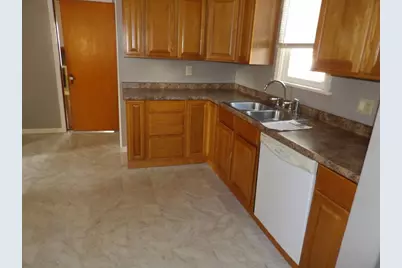 779 Highland  Rd, Sharon, PA 16146 - Photo 10