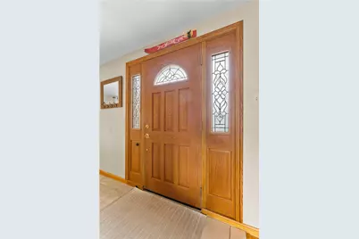 5195 Janie Dr, Pittsburgh, PA 15227 - Photo 6