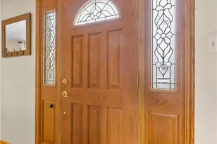 5195 Janie Dr, Baldwin Twp, PA 15227 - Photo 6