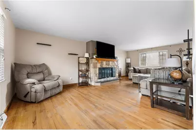 5195 Janie Dr, Pittsburgh, PA 15227 - Photo 8