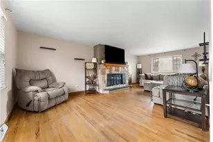 5195 Janie Dr, Baldwin Twp, PA 15227 - Photo 8