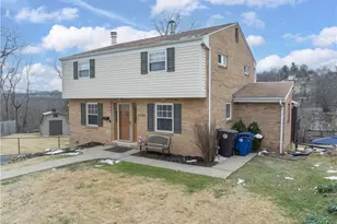 5195 Janie Dr, Baldwin Twp, PA 15227 - Photo 4