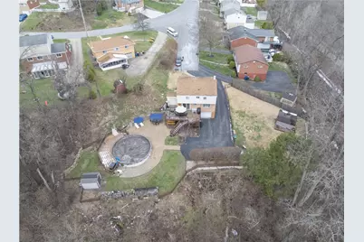 5195 Janie Dr, Pittsburgh, PA 15227 - Photo 40