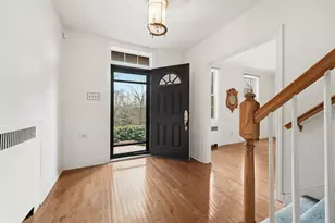 210 Rutledge Dr, Pittsburgh, PA 15215 - Photo 2