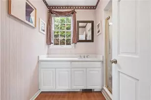 210 Rutledge Dr, Pittsburgh, PA 15215 - Photo 14