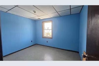 122 Hamilton Avenue, Vandergrift, PA 15690 - Photo 6