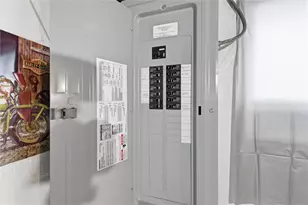 25 Capitol Ct, Farrell, PA 16121 - Photo 24