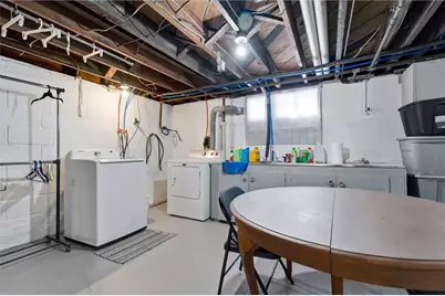 25 Capitol Ct, Farrell, PA 16121 - Photo 22