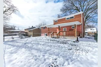 521 Saint Andrews Dr, Hempfield Township, PA 15601 - Photo 2