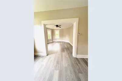 2922 Zephyr Avenue, Pittsburgh, PA 15204 - Photo 4