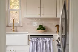 227 Tartline Dr, Pittsburgh, PA 15116 - Photo 16