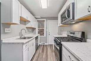 132 Oakview, Pittsburgh, PA 15218 - Photo 8