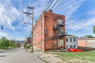 2029 Rose St, Pittsburgh, PA 15219 - Photo 4