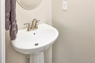 124 Curtis Ct, Ohio Township, PA 15143 - Photo 10