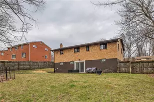 107 Yosemite Dr, Pittsburgh, PA 15235 - Photo 4