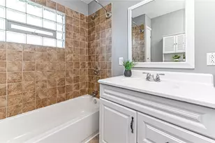 1711 Mercer St, Hopewell Township, PA 15001 - Photo 12