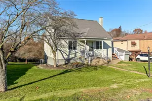 1711 Mercer St, Hopewell Township, PA 15001 - Photo 24