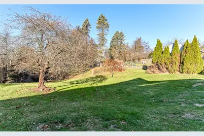 1711 Mercer Street, Hopewell Township, PA 15001 - Photo 26