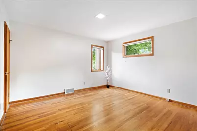 421 Clair Dr, Pittsburgh, PA 15241 - Photo 12