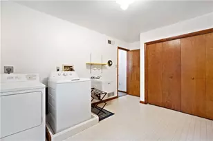 421 Clair Dr, Pittsburgh, PA 15241 - Photo 16