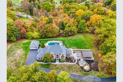 401 Blackstone Ln, Adams Township, PA 16046 - Photo 6