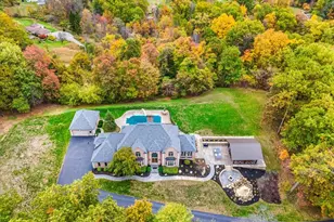 401 Blackstone Ln, Adams Township, PA 16046 - Photo 6