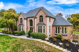 401 Blackstone Ln, Adams Township, PA 16046 - Photo 2